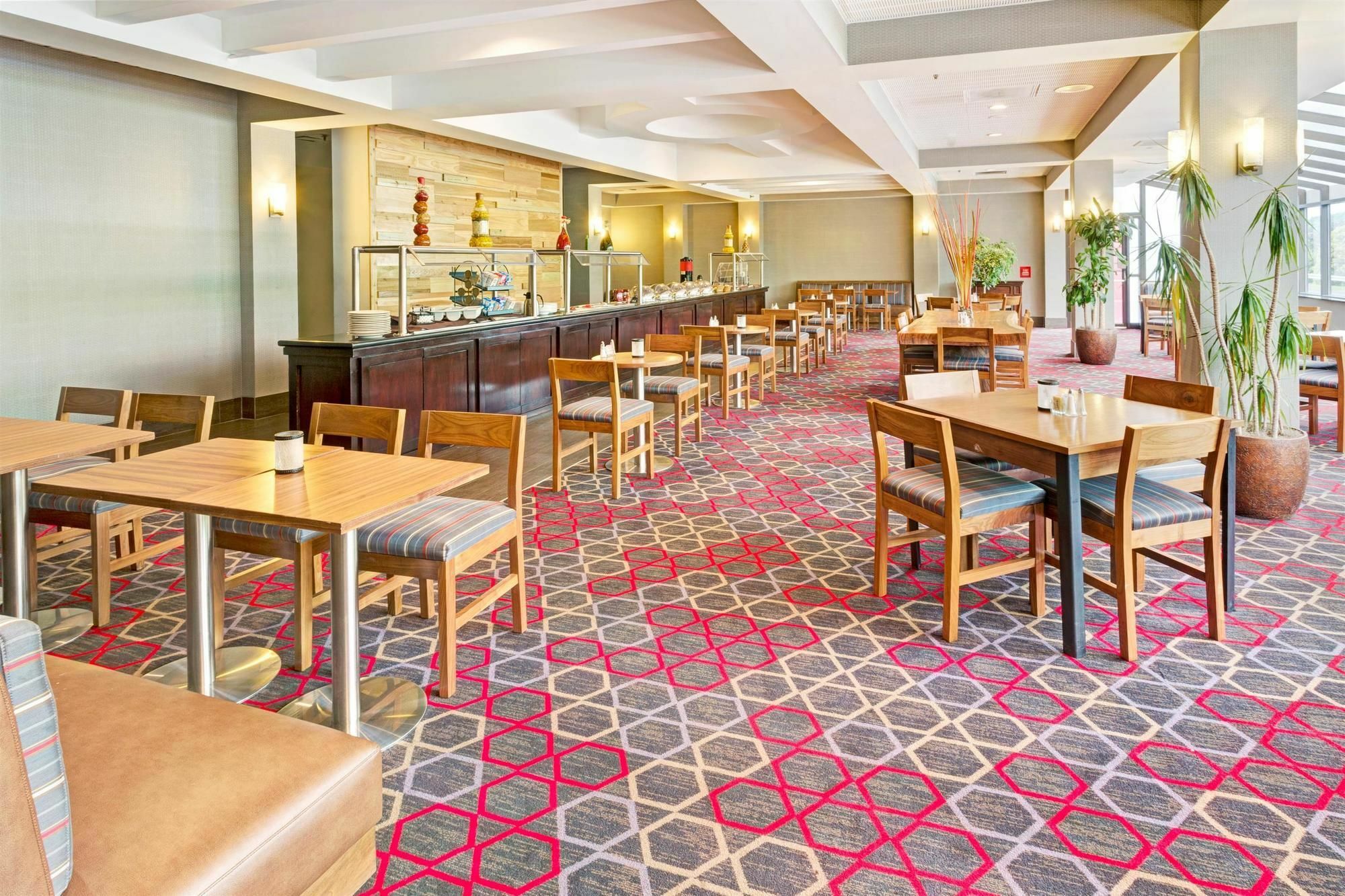 Wyndham Garden Inn Pittsburgh Airport Robinson Township Exterior foto